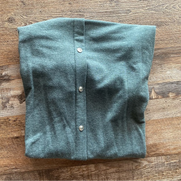 NWOT Pink Clover Button Back Short Sleeve Shirt - Picture 9 of 9